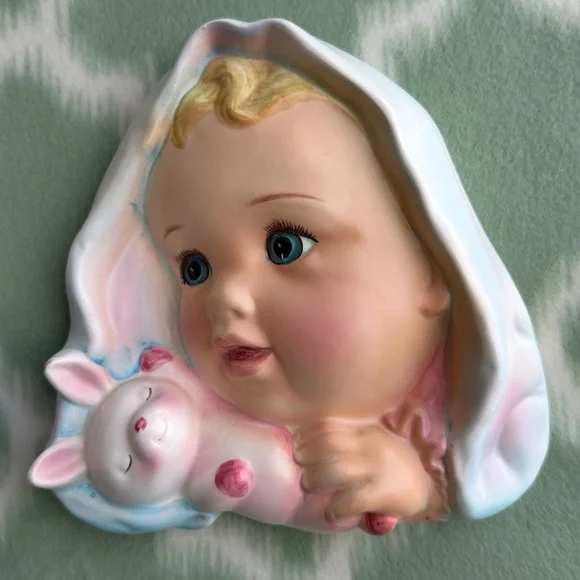 1965 Vintage Ucagco Japan ceramic hand painted Baby Wall Plaques - Pink and Blue - Picture 3 of 9